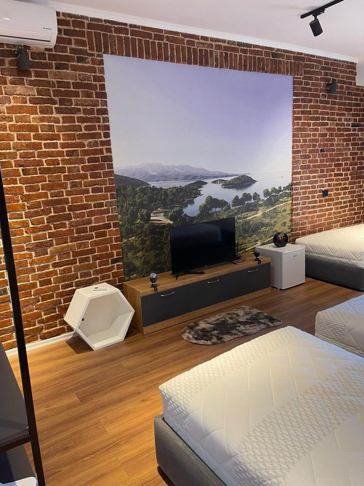 Aries Apartments Саранда Екстер'єр фото