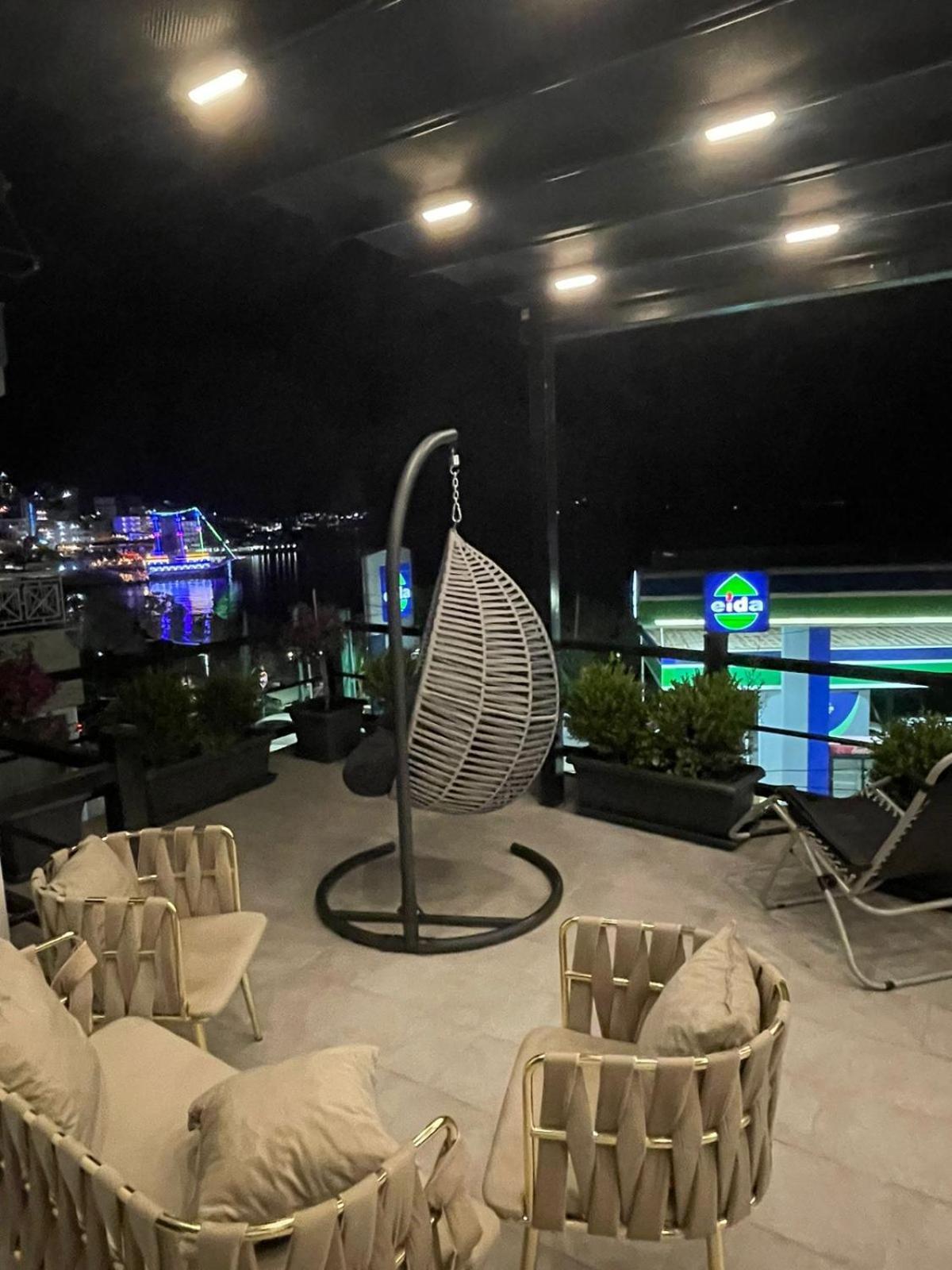 Aries Apartments Саранда Екстер'єр фото