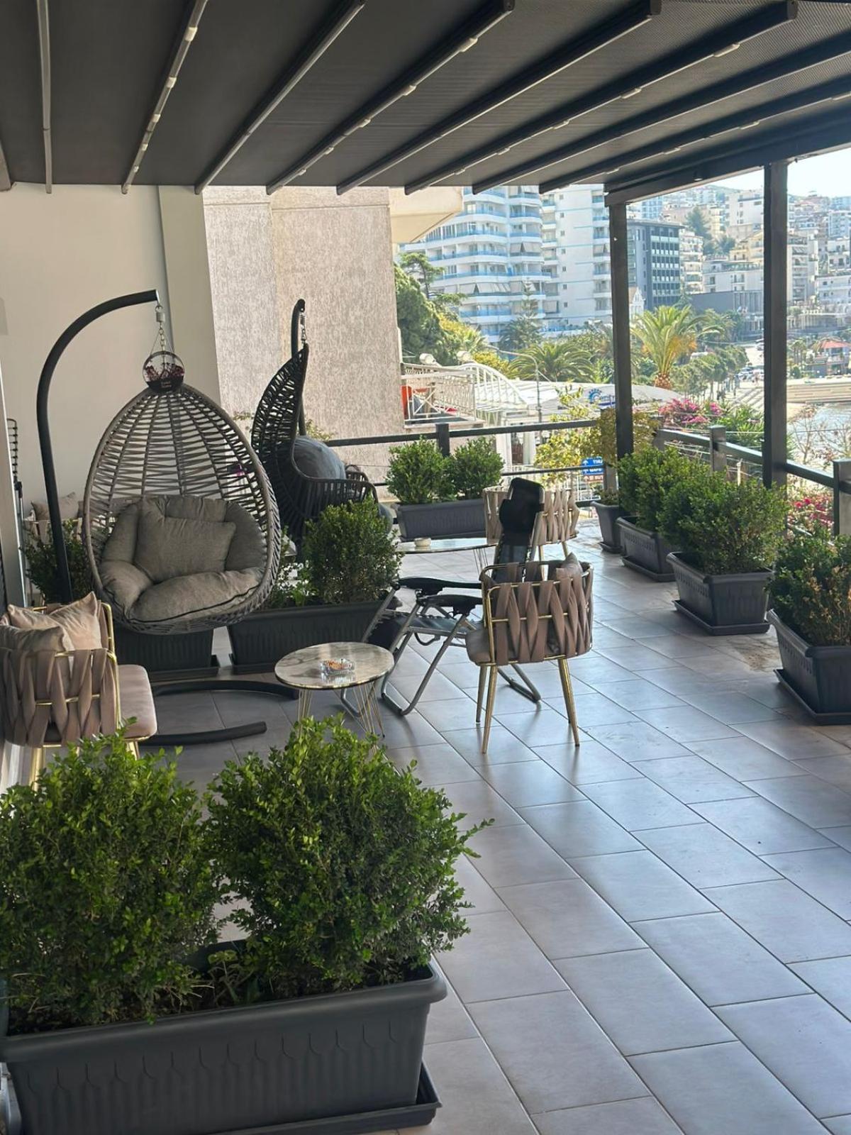 Aries Apartments Саранда Екстер'єр фото